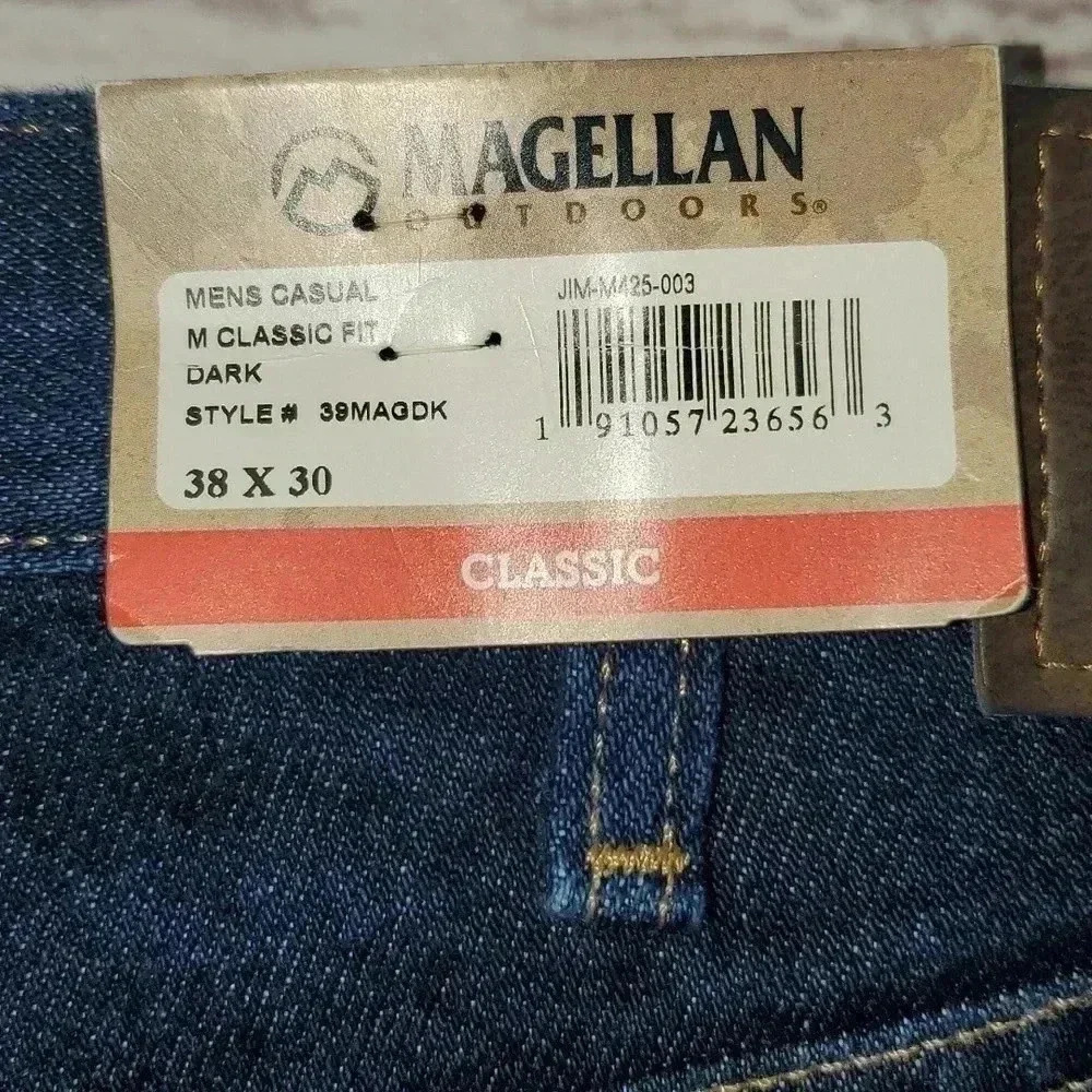Magellan Outdoors Men's Classic Fit Jeans Size 38x30 NWT - Picture 6 of 11